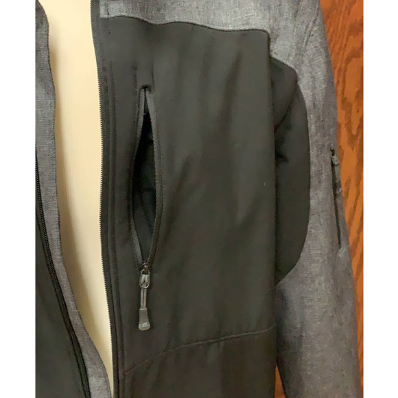 ZeroXposure Rain Jacket - Picture 3 of 10